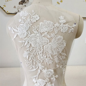 Leaf embroidery flowers bridal lace appliques in Off white, embroidered sequins lace for Wedding Prom, Evening dress, bodice sewing, 1 Piece