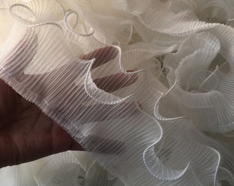 【PILLINGS】SHEER FRILL TRIM CUTSEW il_340x270.3310552635_ozsk.jpg