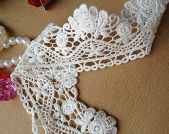 Vintage Chic Off White Cotton Lace for Bridal Accessories Altered Couture and Costume Design 1.96 Inches wide，2 yards