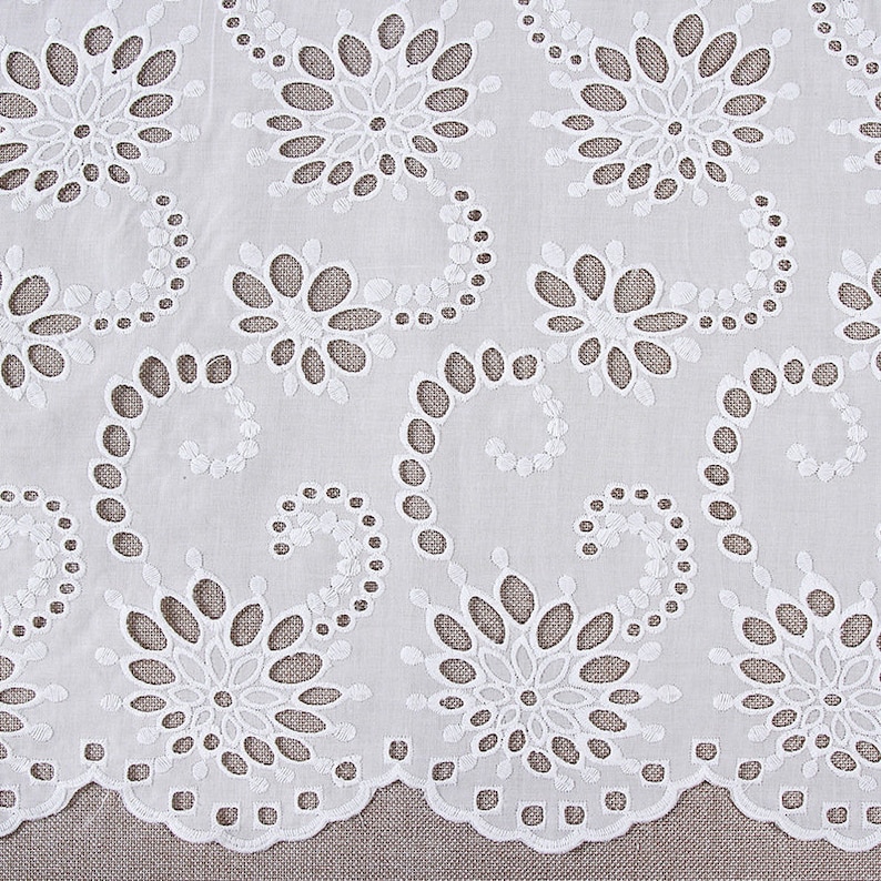 1Yard Cotton Fabric Vintage Embroidery Cotton Eyelet Lace Fabric White