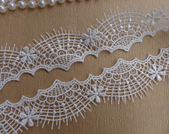 Delicate Venise Lace Trim Off White Bridal Scalloped Lace Trim for Weddings, Veils, Applique, Headbands, Jewelry or Garments