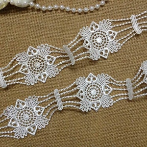 Beautiful Venice Lace Trim in Off white For Weddings, Garments, Bracelet, Jewelry or Costume Design, by 2 Yards