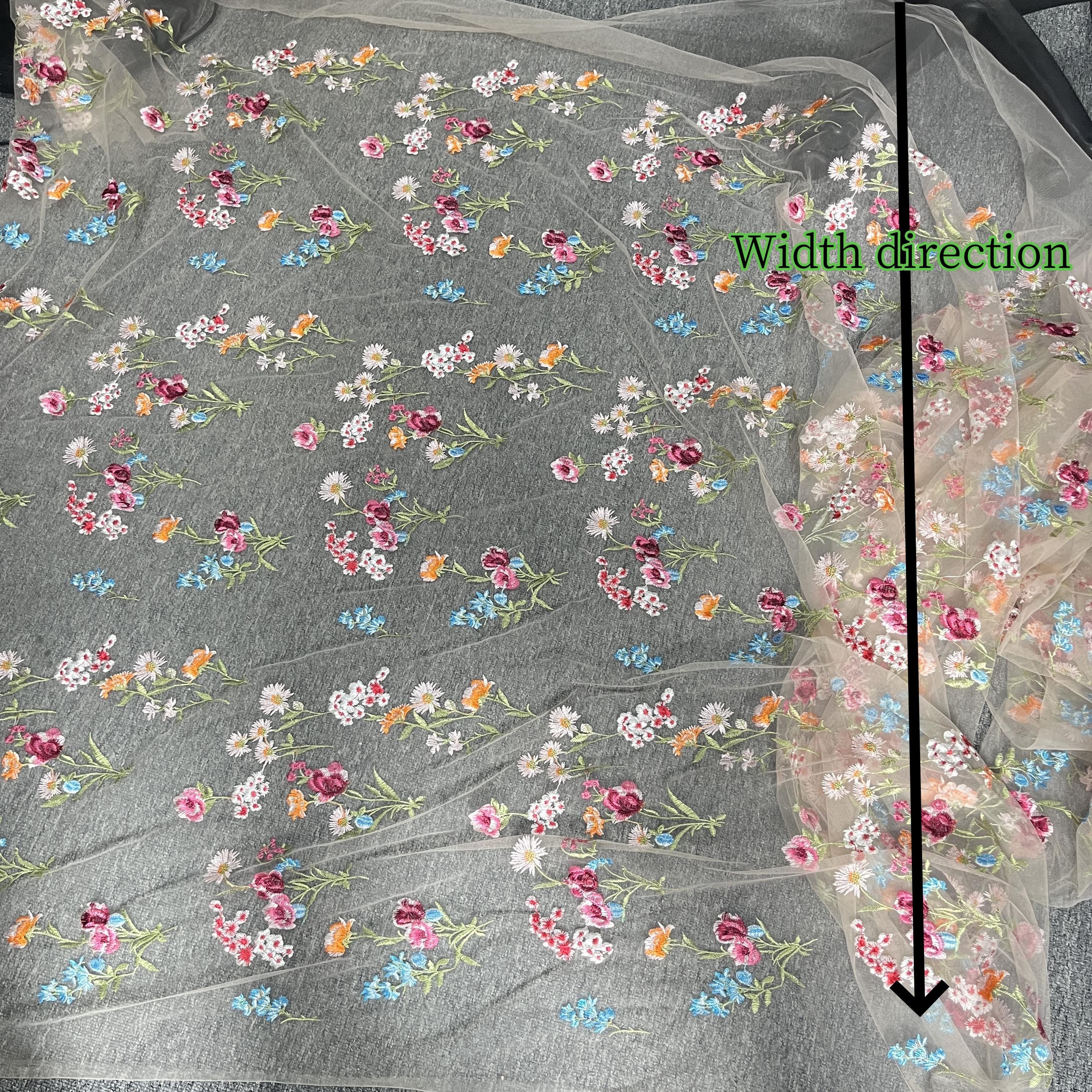 Multi-colors Flowers Embroidery Mesh Fabric, Bouquet Daisy Petals