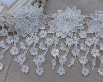 Off White Lace Venice Daisy Floral Lace Trim Victorian Fringed Lace 6.8" wide, by 2 Yards