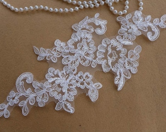 Embroidery Ivory Bridal Lace Applique, Bridal Hair Flower, Wedding Dress Accessory,  Bridal Veils Laces, 2 pcs