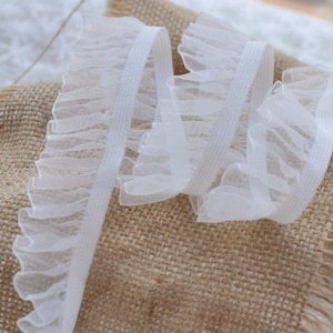 Weißer Tüll, gekräuselte elastische Stretch-Spitzenborte, plissierte Verkleidung für Sockenkante, Manschette, Puppe, Dessous-Versorgung, 0,98 Zoll breit, 2 Meter