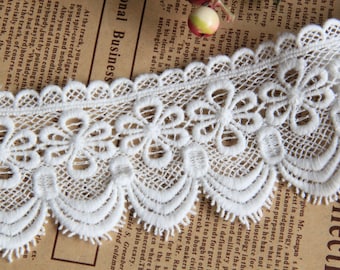 Off White Cotton Lace Trim, Scalloped Embroidered Lace, Vintage Bow Pattern, Wedding Lace, By 2 yards