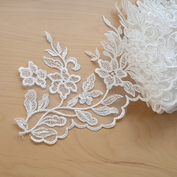 Exquisite Leaf Embroidery lace trim in Off white, leaf flower sequins trim For Wedding Dress, Bridal Veil Supply, bridal Dress, By 1 Yard