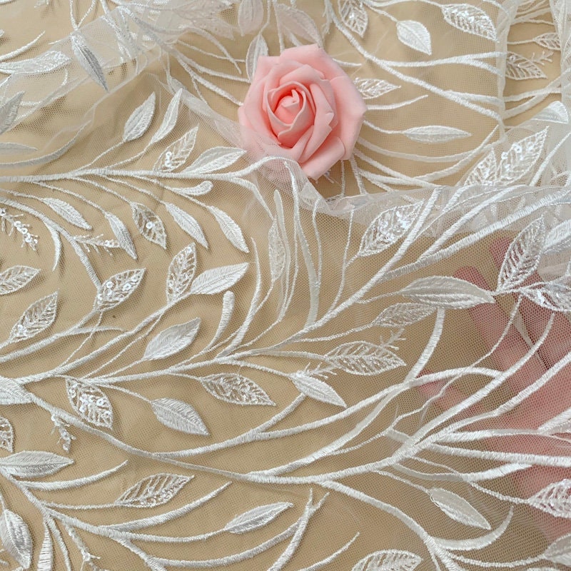 Colorful Embroidery Leaf Floral Fabric off White Tulle Lace Fabric