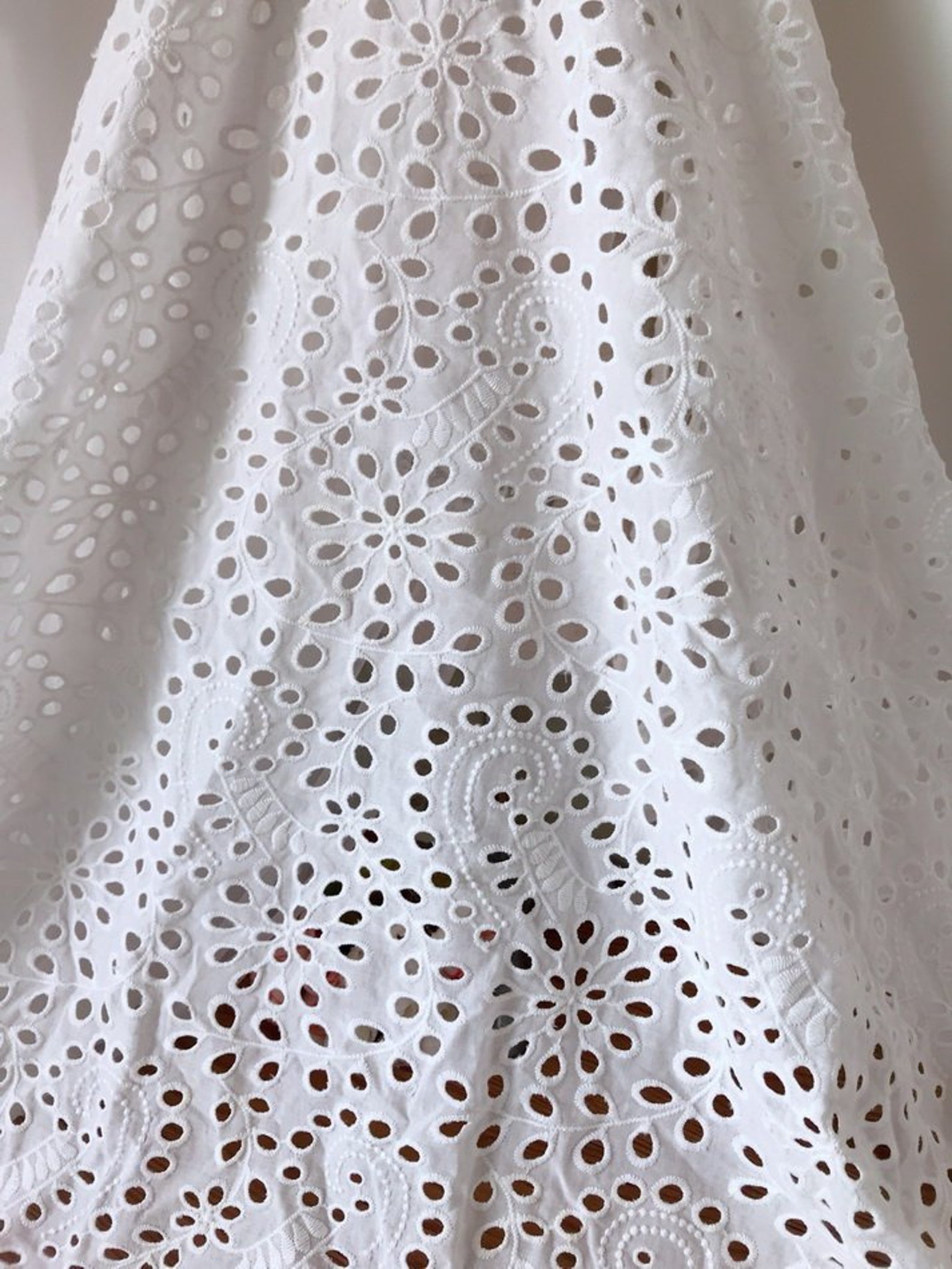 Cotton Fabric Retro Eyelet Flower Cotton Lace Fabric in off - Etsy