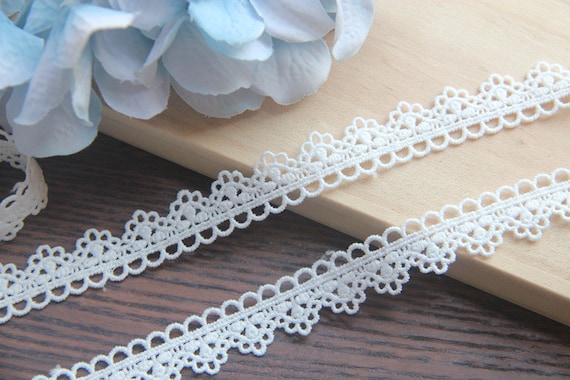 Narrow Scalloped Hollow circle Polyester fiber Lace Trim For Doll Dress, Sashes, Veil edge, Altered Couture, Lace choker, DIY Sewing,3 Yards