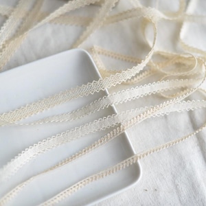 Narrow Beige Cotton Lace Trim, Cutout Minimalist Style Ribbon, For Top, Necklace, Collar, Wedding Dress, Dolls, Lingerie, Bed Sheet