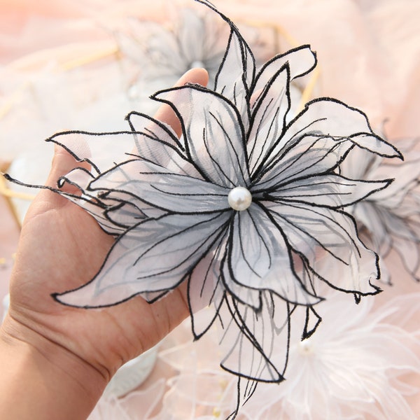 Große Organza-Blumen in gebrochenem Weiß, Multi-Schichten-Blumen-Applikation, Brautblumen-Applikation für Haute Couture, Hutmacherei, Ballett-Kleid, 21 cm