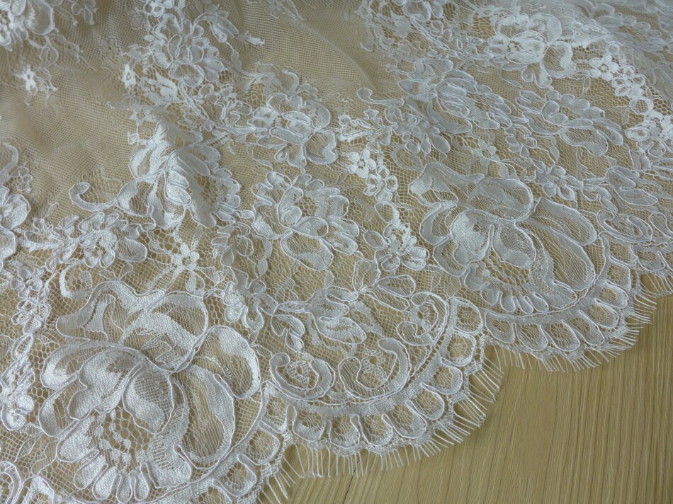 French Chantilly Lace Ivory Rose Flower Trim Fabric Corded | Etsy