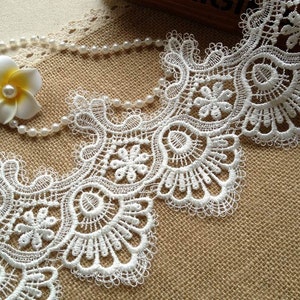 Off White Lace Trim Vintage Style For Costumes, Bridal, Wedding, Altered Couture, by 2 Yards