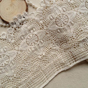 Beige Crocheted Scalloped Lace Ecru Cotton Lace Trim Retro Design Lace, By 1 Yard image 1