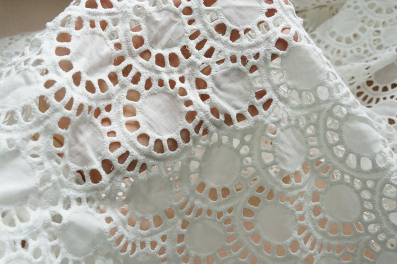 Scallop Pattern Pure cotton lace for Boho Dress Vintage Cotton Eyelet Flower Lace Fabric in Off white Girl Dress Tablecloth or Curtains