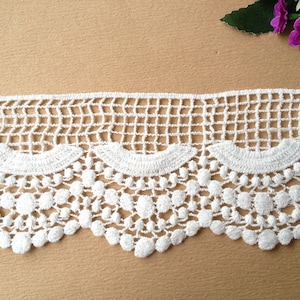 Off White Cotton Lace, Scalloped Lace, Venice Lace Trim, Costume Supplies