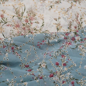 Tessuto in chiffon con filo d'oro morbido ricamo, tessuto floreale con stampa occhielli, per camicetta, abito primaverile, abito da festa, danza, 1 iarda