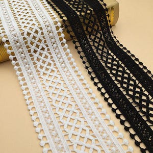 Broderad spetskant för utklippta broderier, mjölksidenskant, mattkant, klädsömnadskant