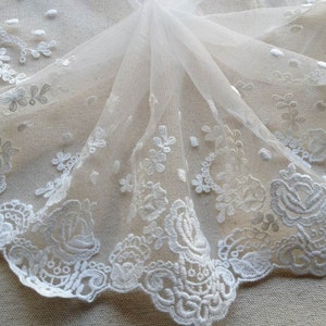 2 Yards Embroidered Tulle Lace Trim in Off White for Wedding Dress, Handbag, Sleeves, Costumes