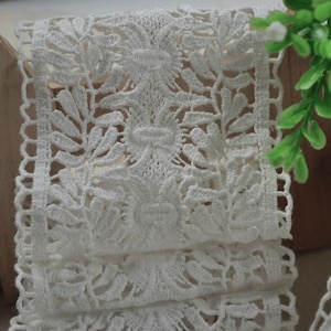 Off white Cotton Lace Trim Vintage Crochet Laces with Leaf Trim for DIY Weddings and Costumes, By 1 Yard