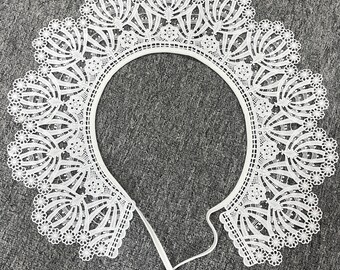 Delicate Venice Floral Lace Collar in off White, Crochet Guipure