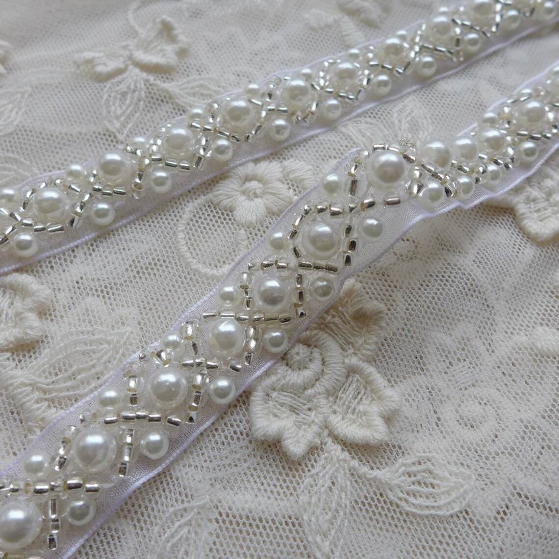 Ivory Beaded Lace P483