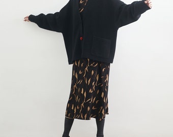 22601---Oversized Boiled Wool V-neck Jacket / Short Coat in Black, Handmade by OOZZ