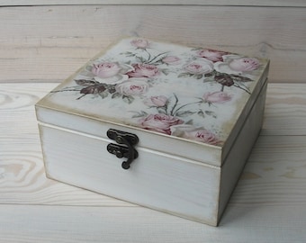 Caja de té de madera con rosas. Regalo amante del té