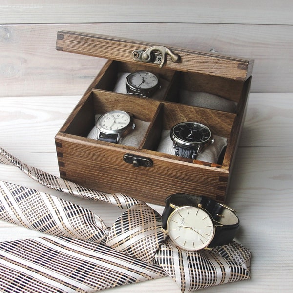 Wooden watch box for 4 watches. Watch case