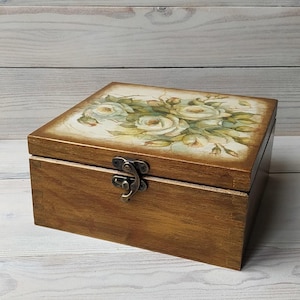 Caja de madera para té. Baúl de té.