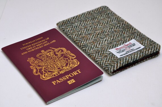 TWEED PASSPORT COVER OFF WHITE TWEED PASSPORT COVER OFF WHITE