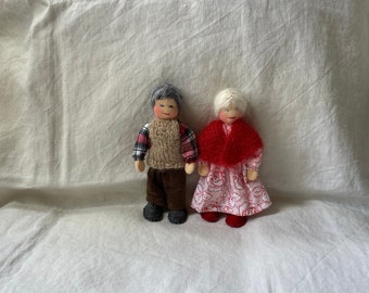 Bendable doll - grandparents 14 cm