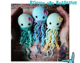 Amigurumi Jenny the Jellyfish crochet pattern. No sew. Languages: English, French, Spanish, German, Danish