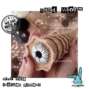 Amigurumi Sandworm crochet pattern. Scary desert worm monster. No sew. Language- ENG.