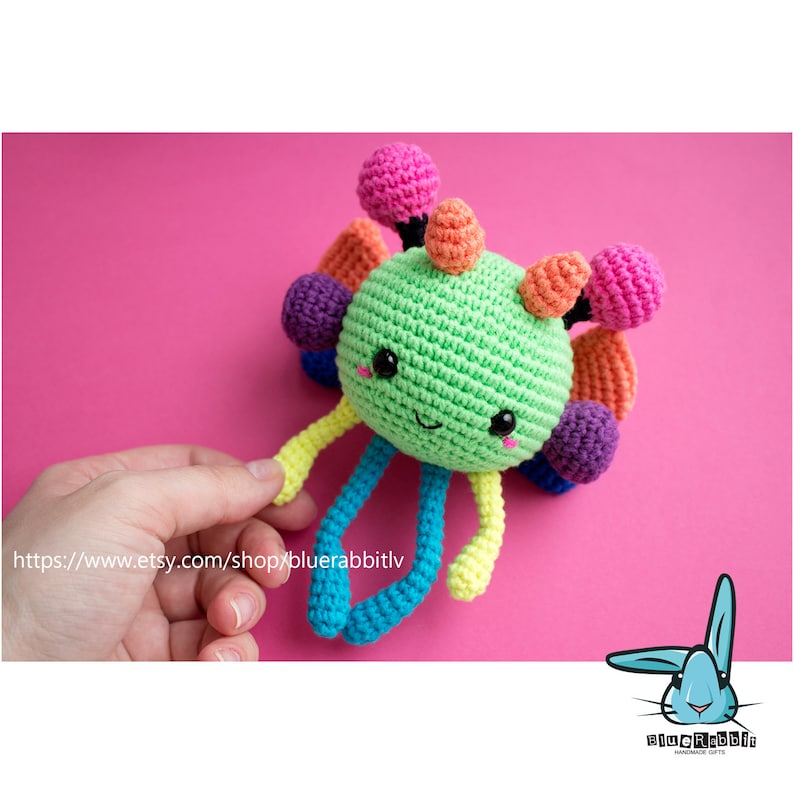 Amigurumi Galaxy Bee crochet pattern. Baby toy. Languages: English, Danish, French, Norwegian, Spanish, Swedish, Portuguese. image 2