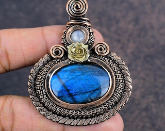 Labradorite Copper Wire Wrapped Pendant, Handcrafted Gemstone Necklace, Wire Wrap Jewelry, Antique Copper Artisan Pendant, Gift for Her