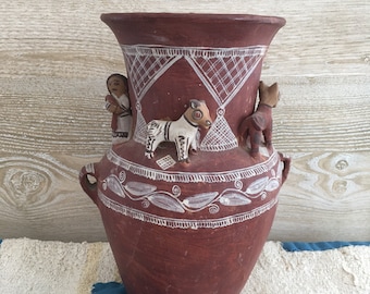 Large Quinua Pottery "Harvest" Vase with Animals | Peruvian