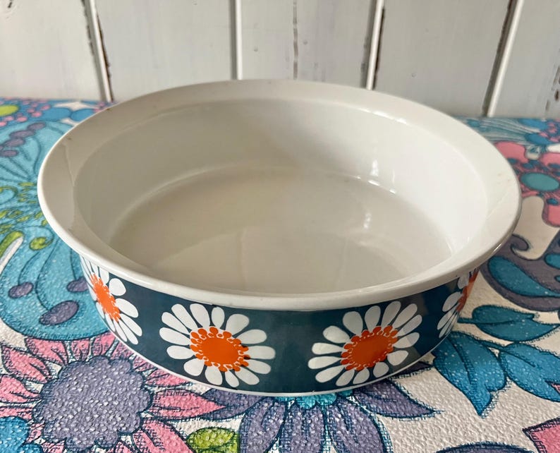 Large Figgjo Flint Turi Daisy Design Bowl 12322 Circa 1960 image 3
