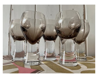 5 x Elegant Caithness 'Canisbay' glasses for wine in the Peat colour - 14 cm