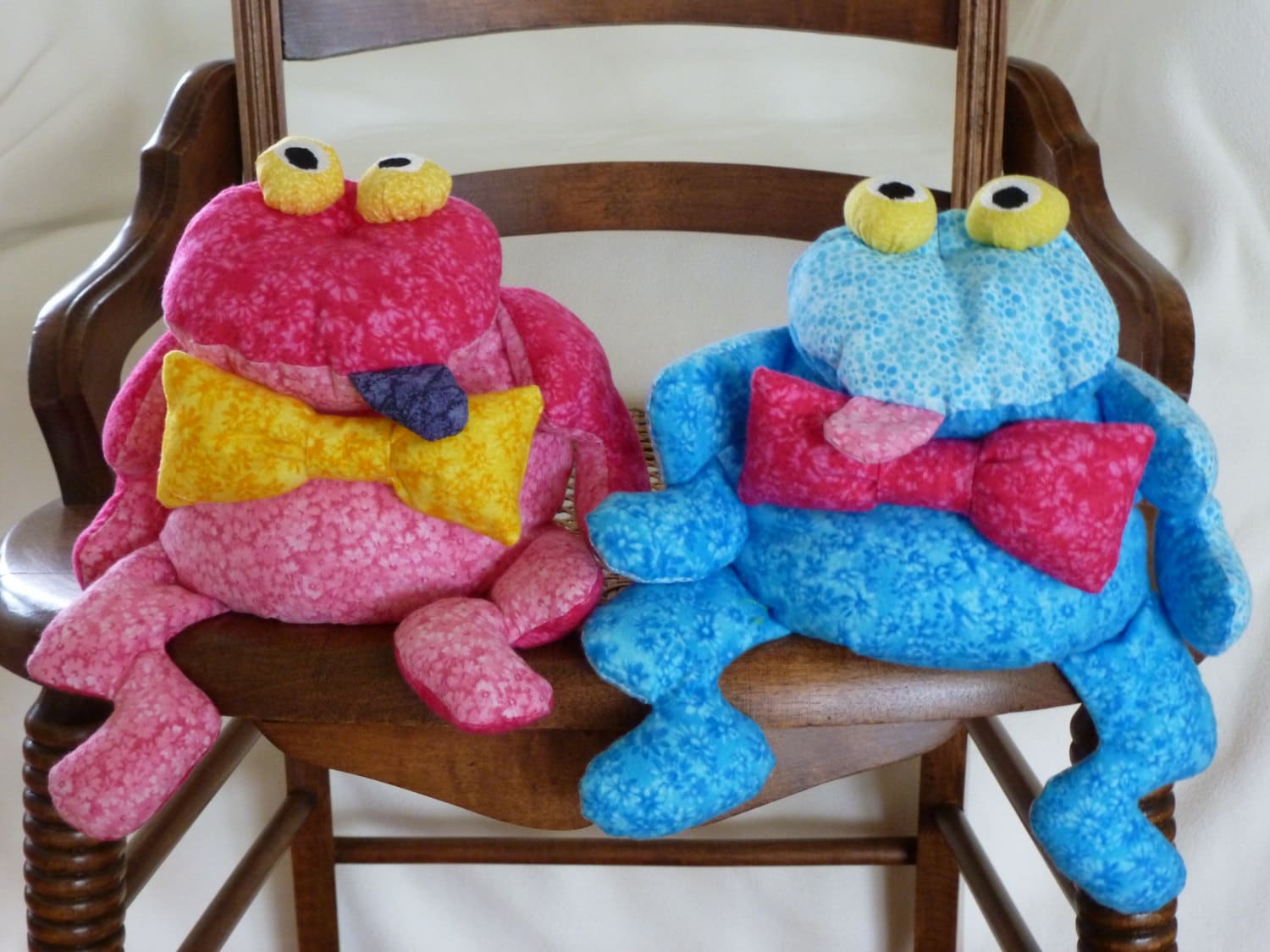 Frog Stuffed Animal/Bean Bag/Pink or Blue Frog Toy/Froggy Etsy