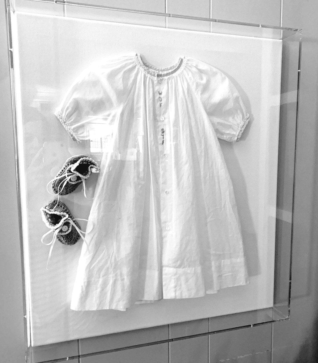 Acrylic Frame Shadow Box Baby Gown Christening Baptism Newborn Kit Comes  With Canvas Custom Canada