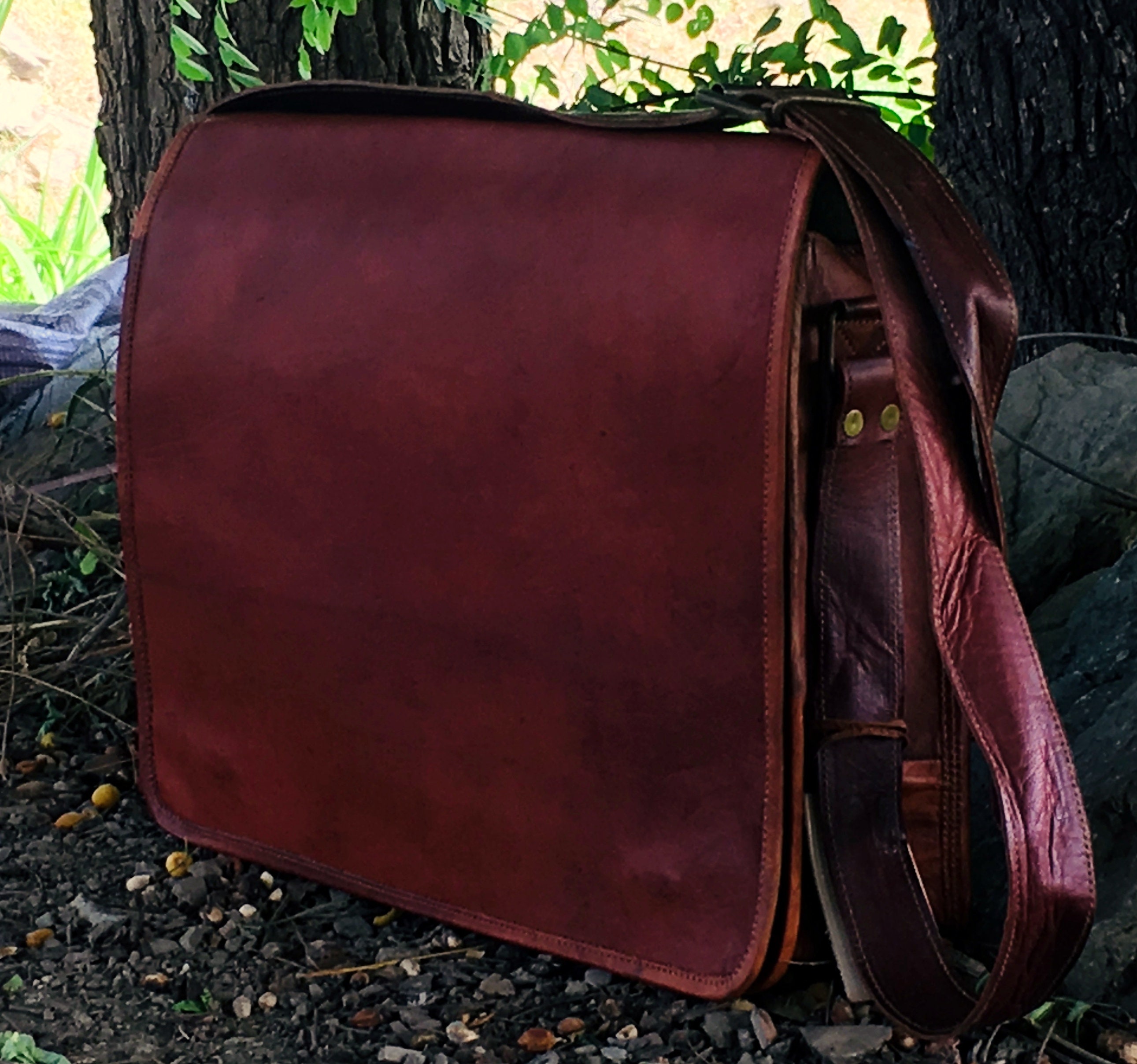 handmade leather shoulder bag