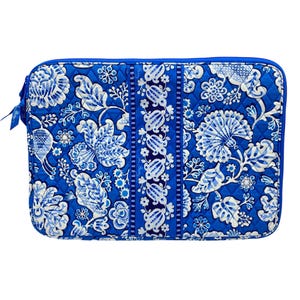 VERA BRADLEY Case Sleeve iPad Tablet Navy Blue Quilted  VERA BRADLEY Quilted Tablet SLEEVE WITH ZIP main image 2