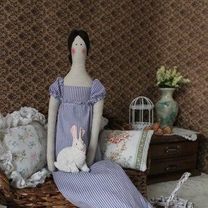 Tilda doll Jane Austen doll Handmade Textile Regency decor doll Pastel decor English cottage Pride and prejudice Fabric doll Austen gifts image 4