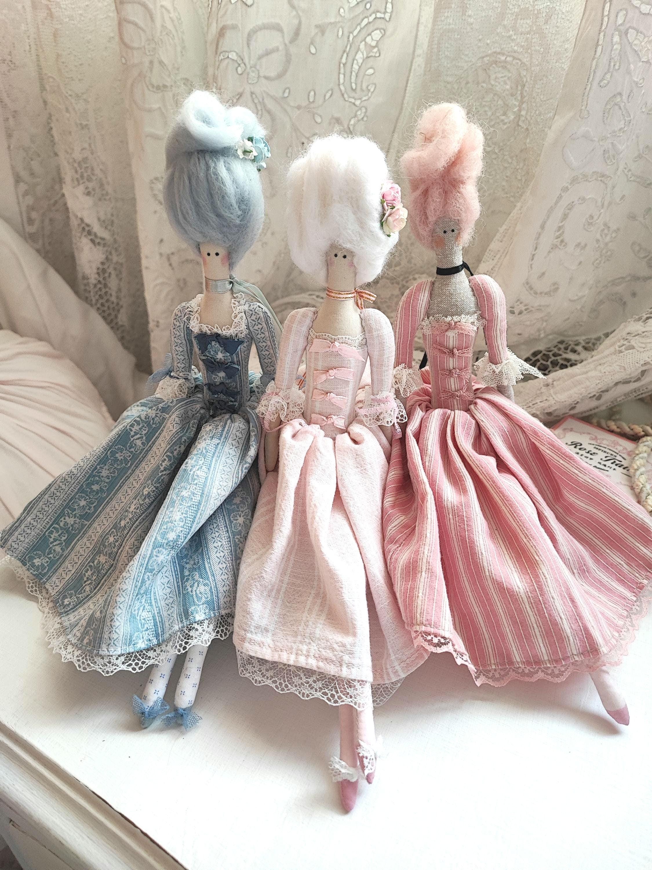 Antoinette poisson - Etsy 日本