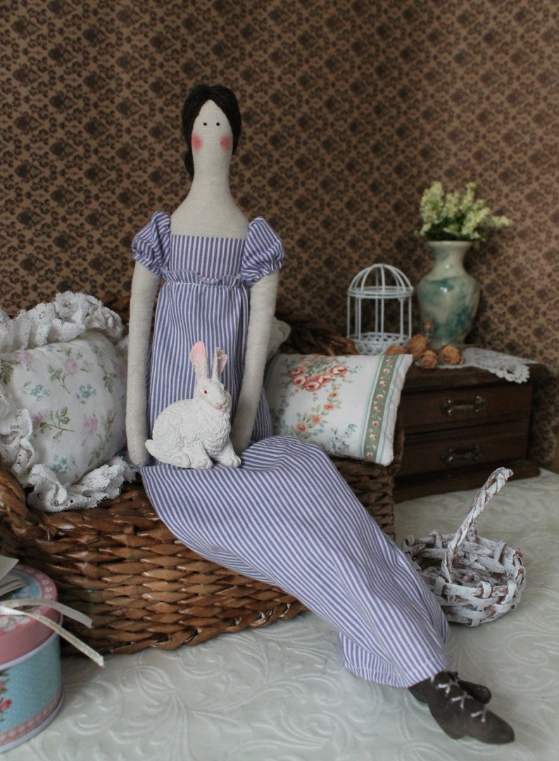 Tilda doll Jane Austen doll Handmade Textile Regency decor doll Pastel decor English cottage Pride and prejudice Fabric doll Austen gifts image 4