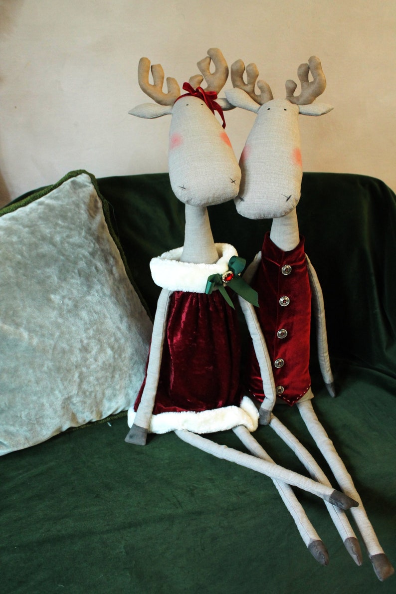 christmas stuffed moose