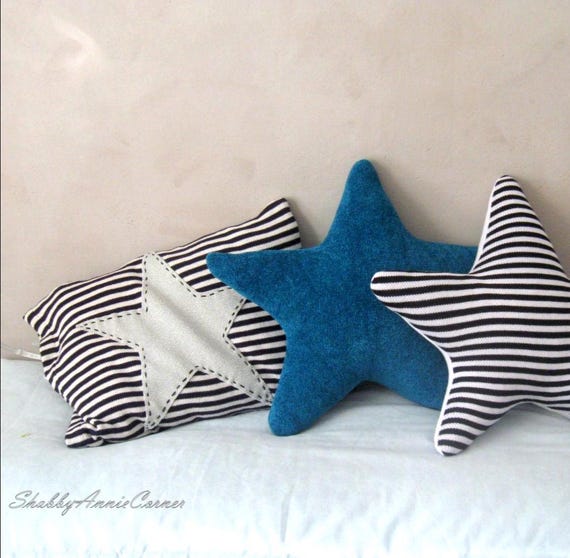 Coastal pillow Star shaped pillow Beach themed home decor Nautical pillow Beach house Floor pillow Handmade Blue throw pillow Beach nursery